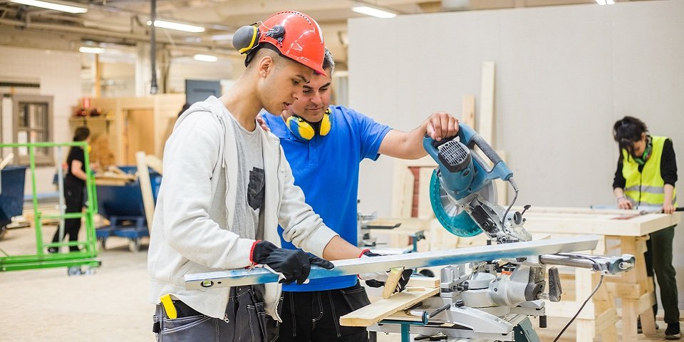 New Jersey's leadership governing differently